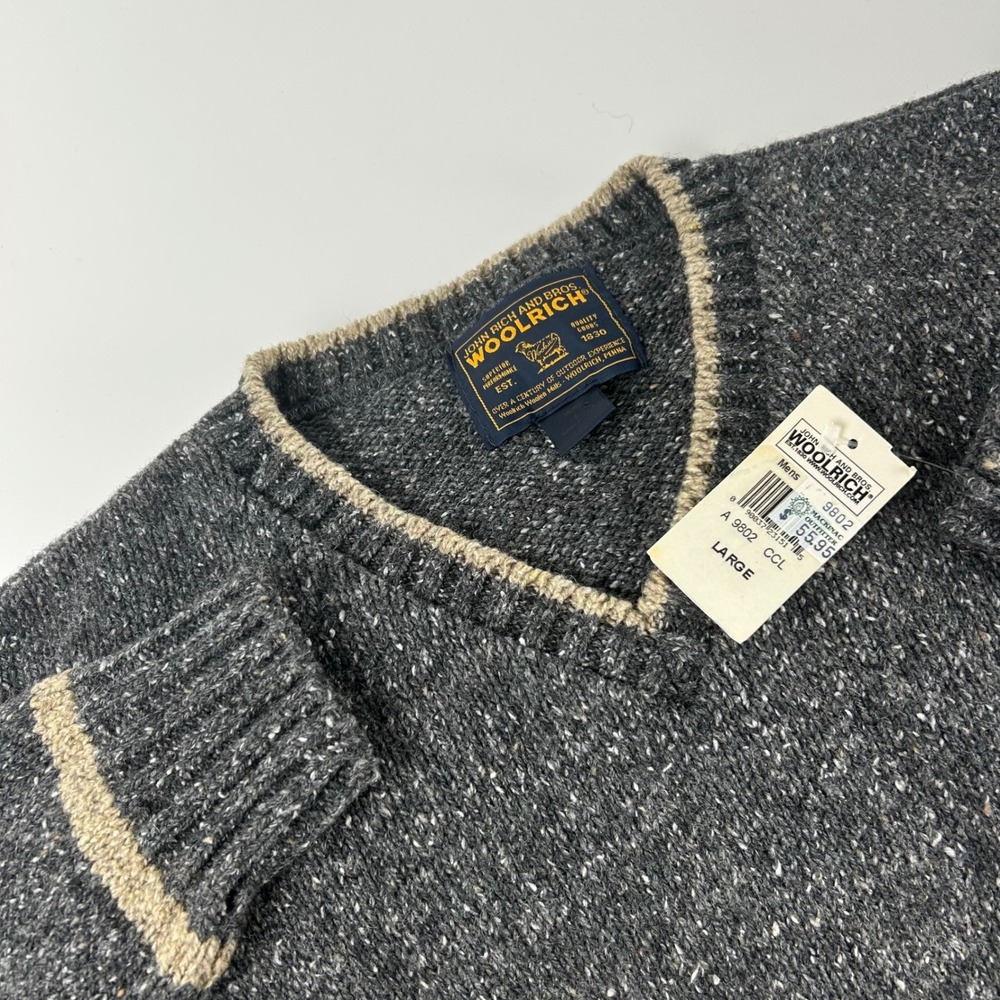 Woolrich Men's L NWT VTG Preppy Heathered Gray Wool Blend V-Neck Sweater USA
